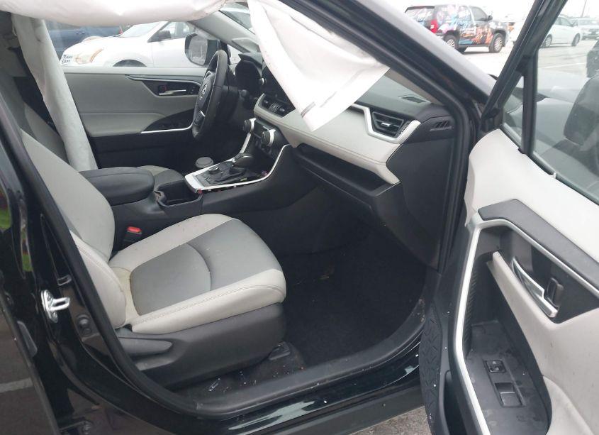 Photo 5 of 2024 Toyota Rav4 HYBRID XLE PREMIUM (VIN 4T3B6RFVXRU154125)