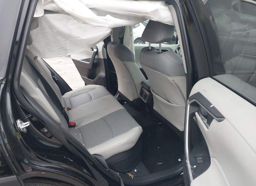 Photo 8 of 2024 Toyota Rav4 HYBRID XLE PREMIUM (VIN 4T3B6RFVXRU154125)