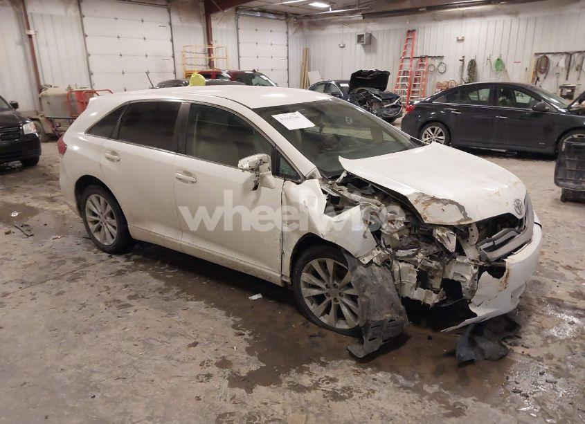 2015 Toyota Venza LE (VIN 4T3BA3BB1FU068737) main photo
