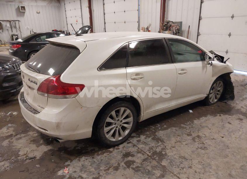 Photo 4 of 2015 Toyota Venza LE (VIN 4T3BA3BB1FU068737)