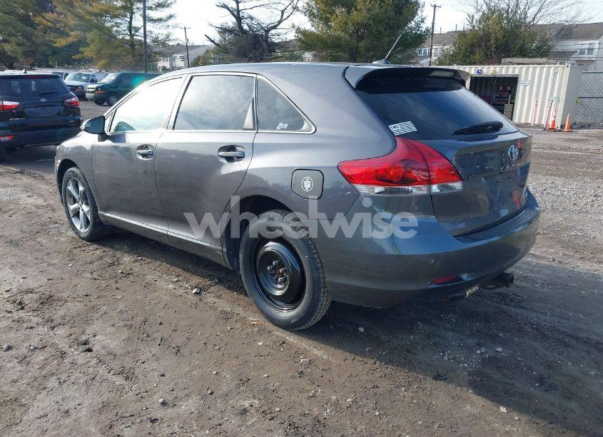 Photo 3 of 2015 Toyota Venza LE (VIN 4T3BA3BB1FU069919)