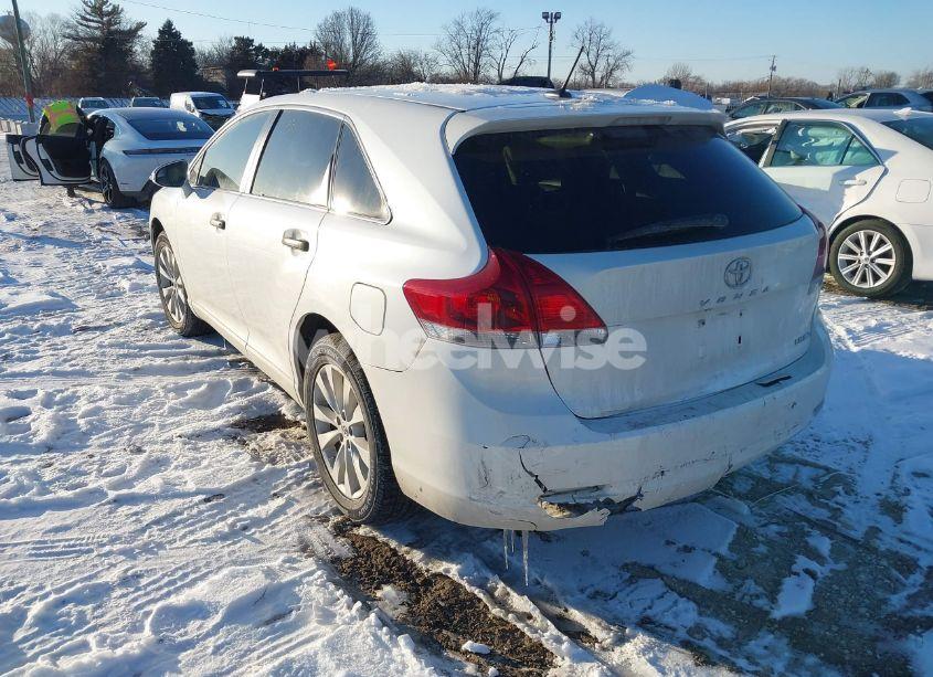 Photo 3 of 2015 Toyota Venza LE (VIN 4T3BA3BB1FU074859)