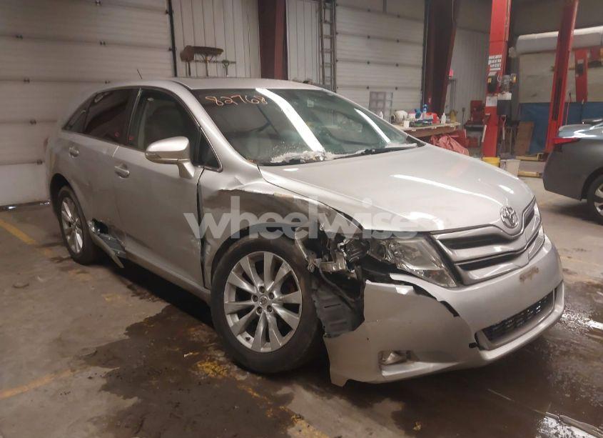 2013 Toyota Venza LE (VIN 4T3BA3BB2DU048204) main photo