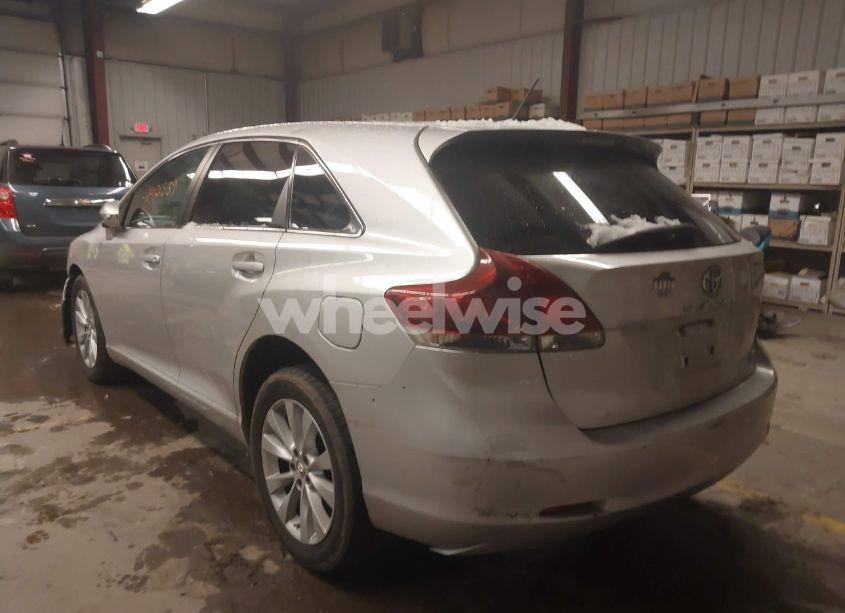 Photo 3 of 2013 Toyota Venza LE (VIN 4T3BA3BB2DU048204)