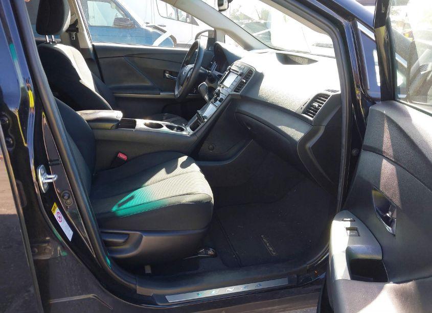 Photo 5 of 2015 Toyota Venza LE (VIN 4T3BA3BB2FU067984)