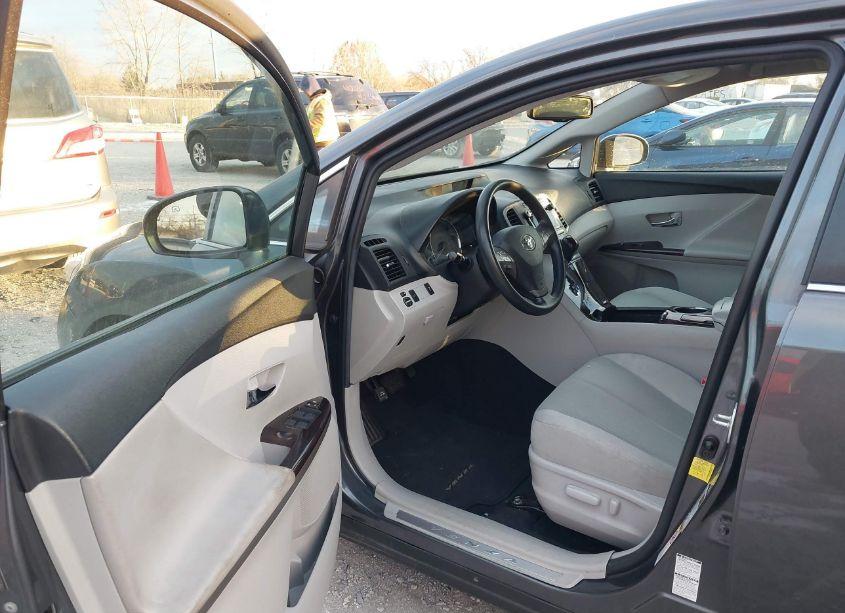 Photo 5 of 2012 Toyota Venza LE (VIN 4T3BA3BB3CU033645)