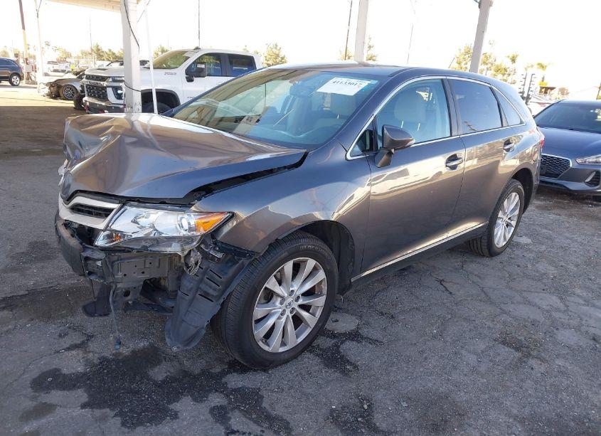 Photo 2 of 2015 Toyota Venza LE (VIN 4T3BA3BB5FU066456)