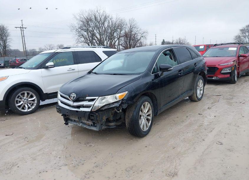 Photo 2 of 2013 Toyota Venza LE (VIN 4T3BA3BB6DU041515)