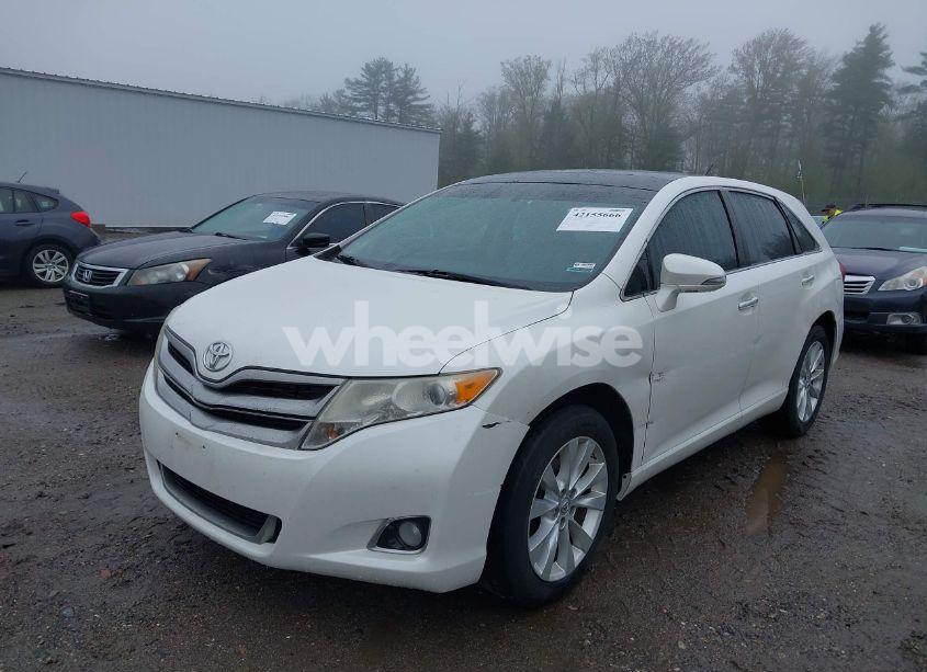 Photo 2 of 2014 Toyota Venza XLE (VIN 4T3BA3BB6EU059627)