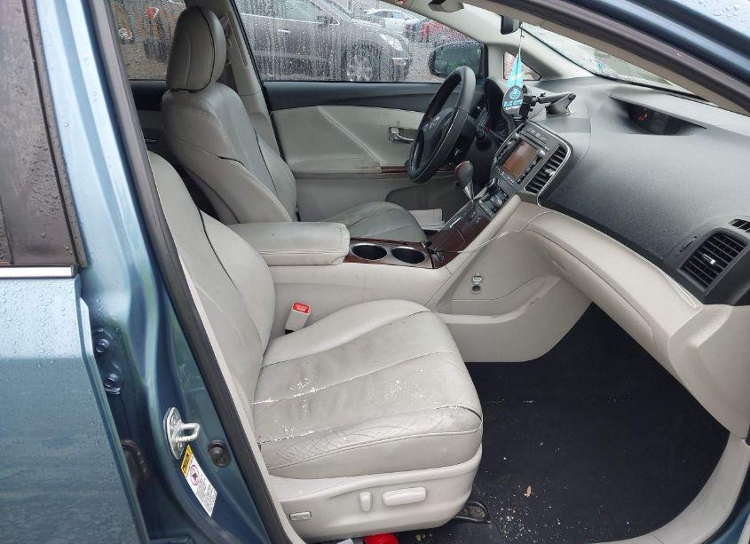 Photo 5 of 2010 Toyota Venza (VIN 4T3BA3BB7AU010270)