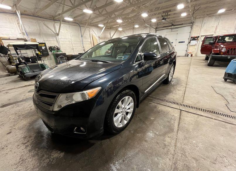 Photo 2 of 2013 Toyota Venza LE (VIN 4T3BA3BB7DU043841)