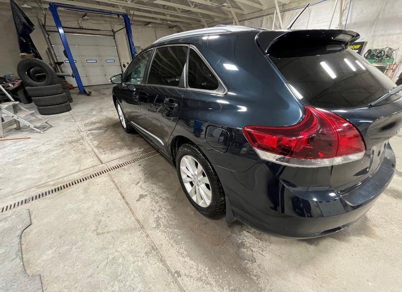 Photo 3 of 2013 Toyota Venza LE (VIN 4T3BA3BB7DU043841)