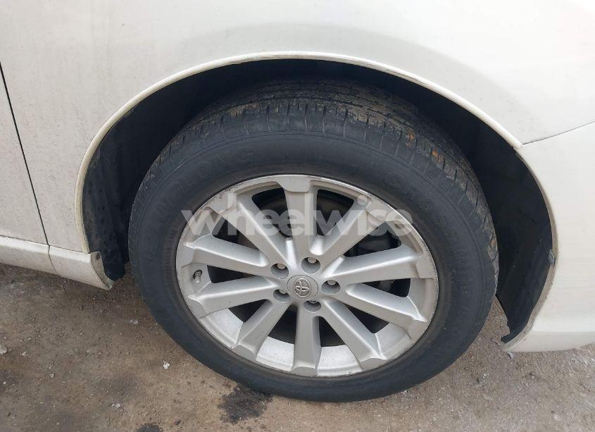 Photo 6 of 2011 Toyota Venza (VIN 4T3BA3BB8BU022669)