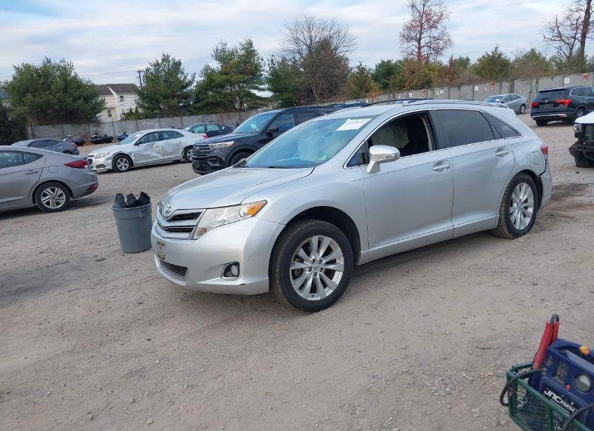 Photo 2 of 2014 Toyota Venza LE (VIN 4T3BA3BB8EU051562)