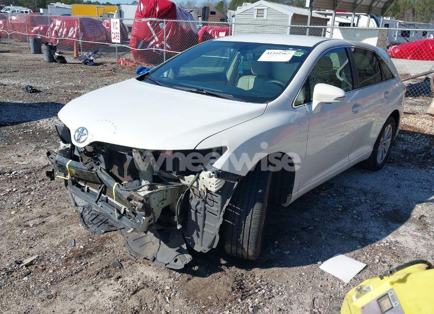 Photo 2 of 2013 Toyota Venza LE (VIN 4T3BA3BB9DU036325)