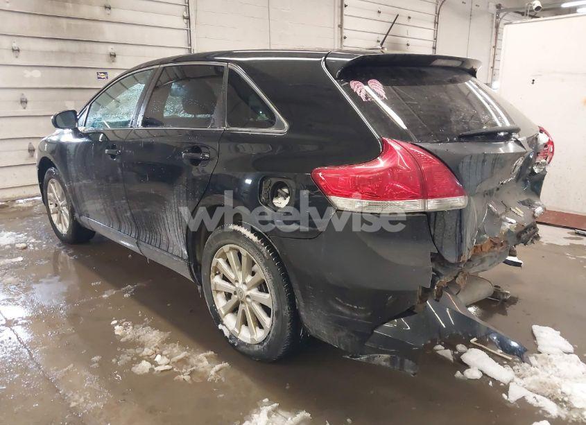 Photo 3 of 2010 Toyota Venza (VIN 4T3BA3BBXAU017682)