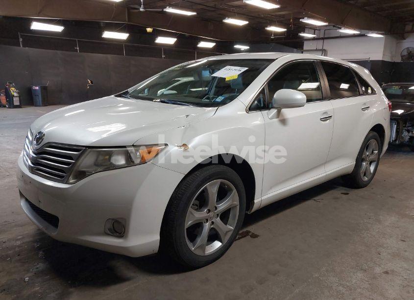 Photo 2 of 2009 Toyota Venza BASE V6 (VIN 4T3BK11A89U012342)