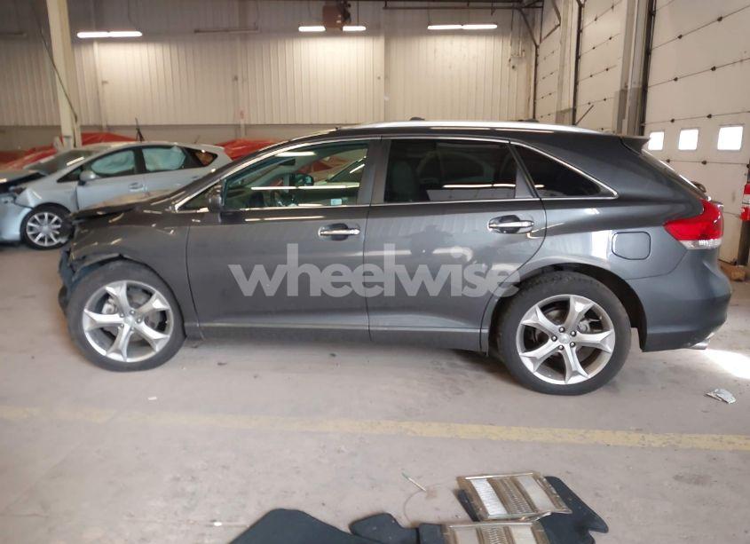 Photo 15 of 2010 Toyota Venza BASE V6 (VIN 4T3BK3BB1AU034173)