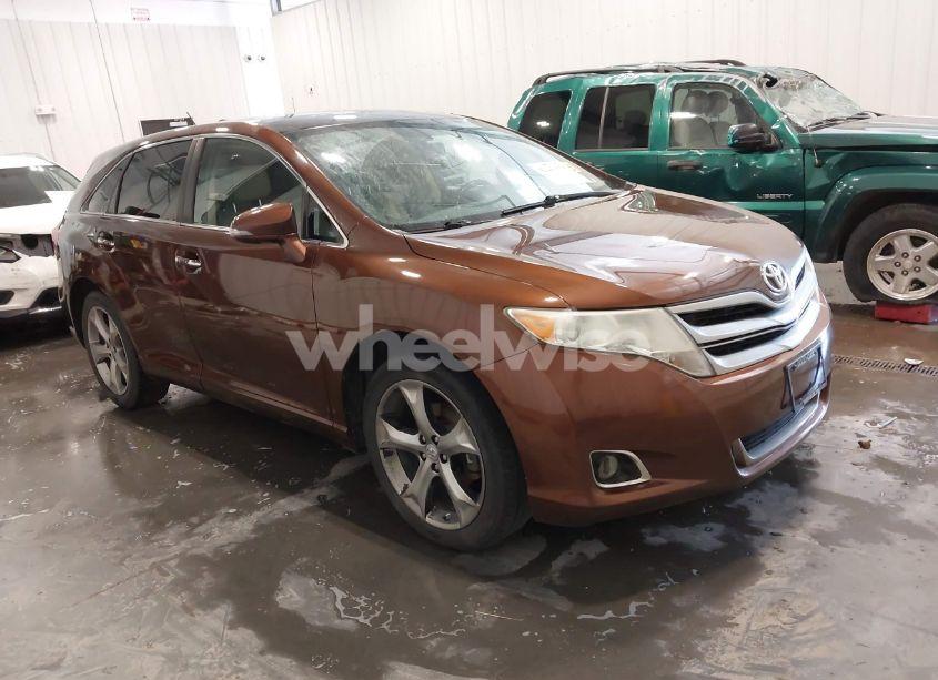 2014 Toyota Venza XLE V6 (VIN 4T3BK3BB2EU102681) main photo