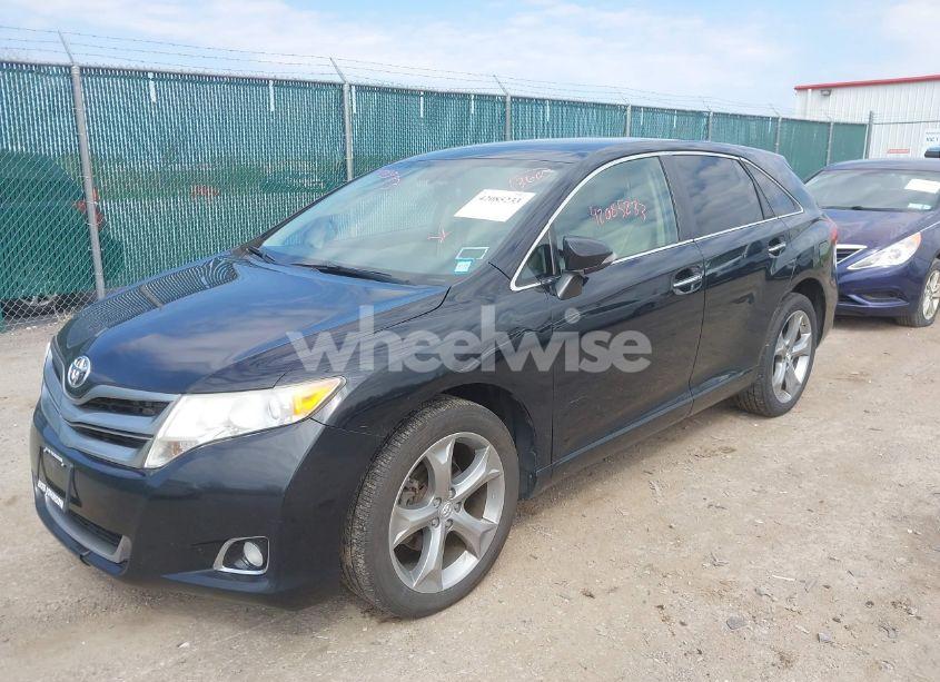 Photo 2 of 2013 Toyota Venza XLE V6 (VIN 4T3BK3BB6DU093160)