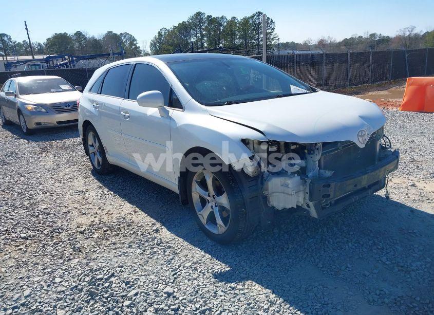 2010 Toyota Venza (VIN 4T3BK3BB7AU028880) main photo