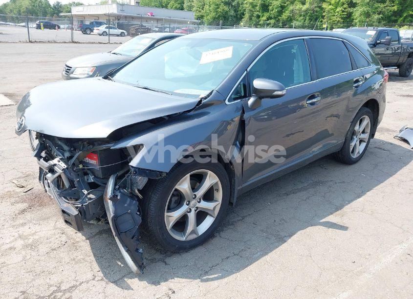 Photo 2 of 2013 Toyota Venza XLE V6 (VIN 4T3BK3BB9DU074148)