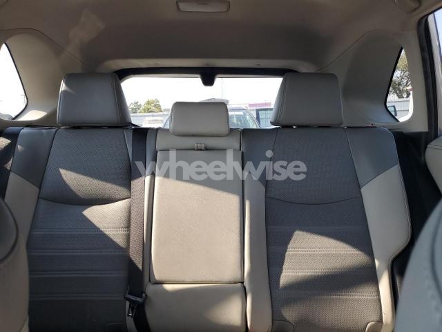 Photo 3 of 2022 TOYOTA RAV4 LIMITED (VIN 4T3D6RFV0NU065828)