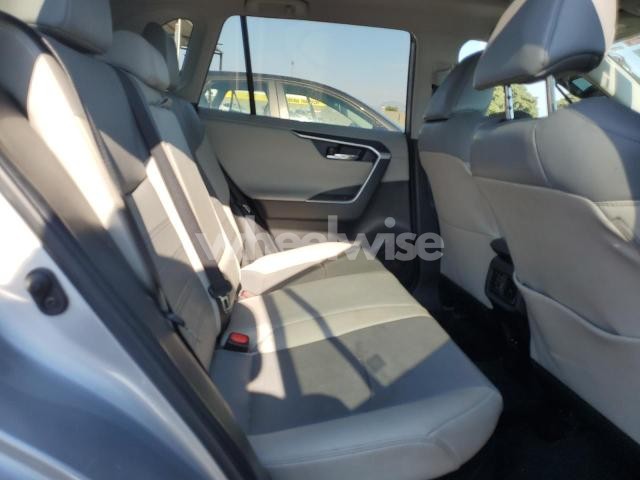 Photo 8 of 2022 TOYOTA RAV4 LIMITED (VIN 4T3D6RFV0NU065828)