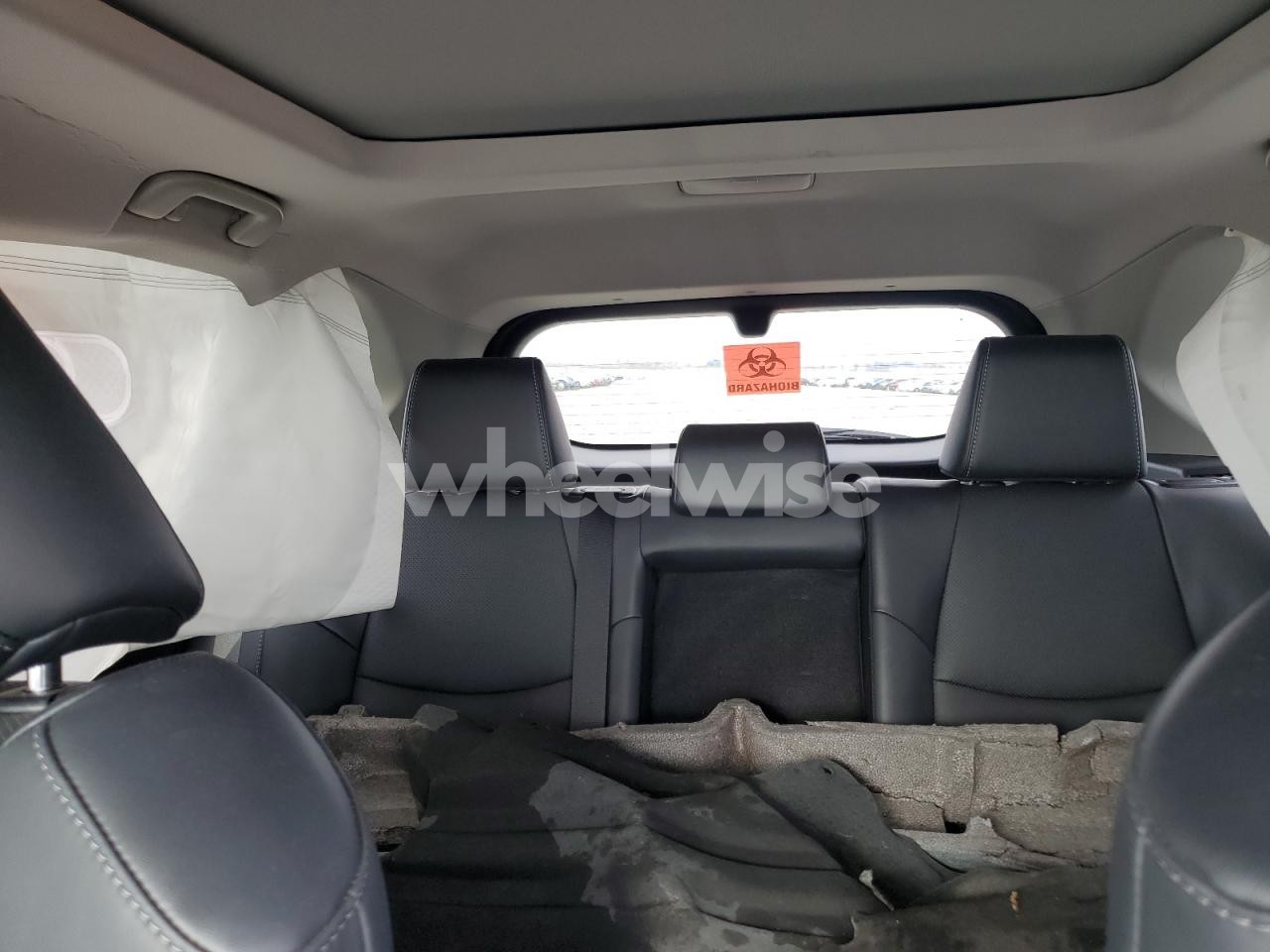 Photo 10 of 2022 TOYOTA RAV4 LIMITED (VIN 4T3D6RFV4NU073107)