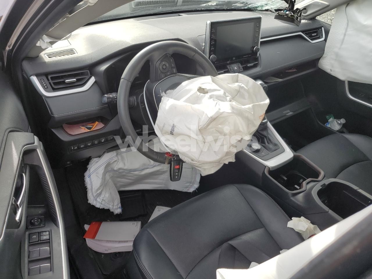 Photo 8 of 2022 TOYOTA RAV4 LIMITED (VIN 4T3D6RFV4NU073107)