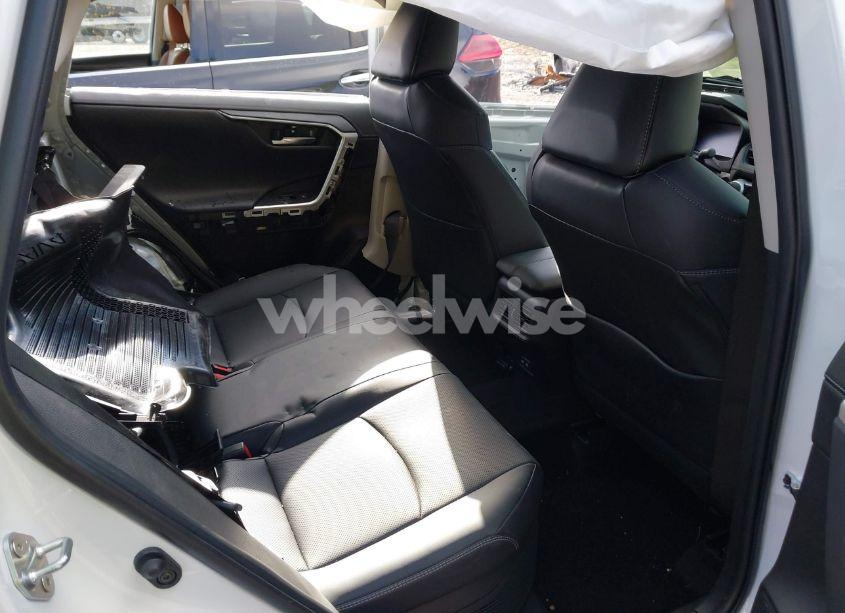 Photo 8 of 2024 Toyota Rav4 HYBRID LIMITED (VIN 4T3D6RFV4RU143968)