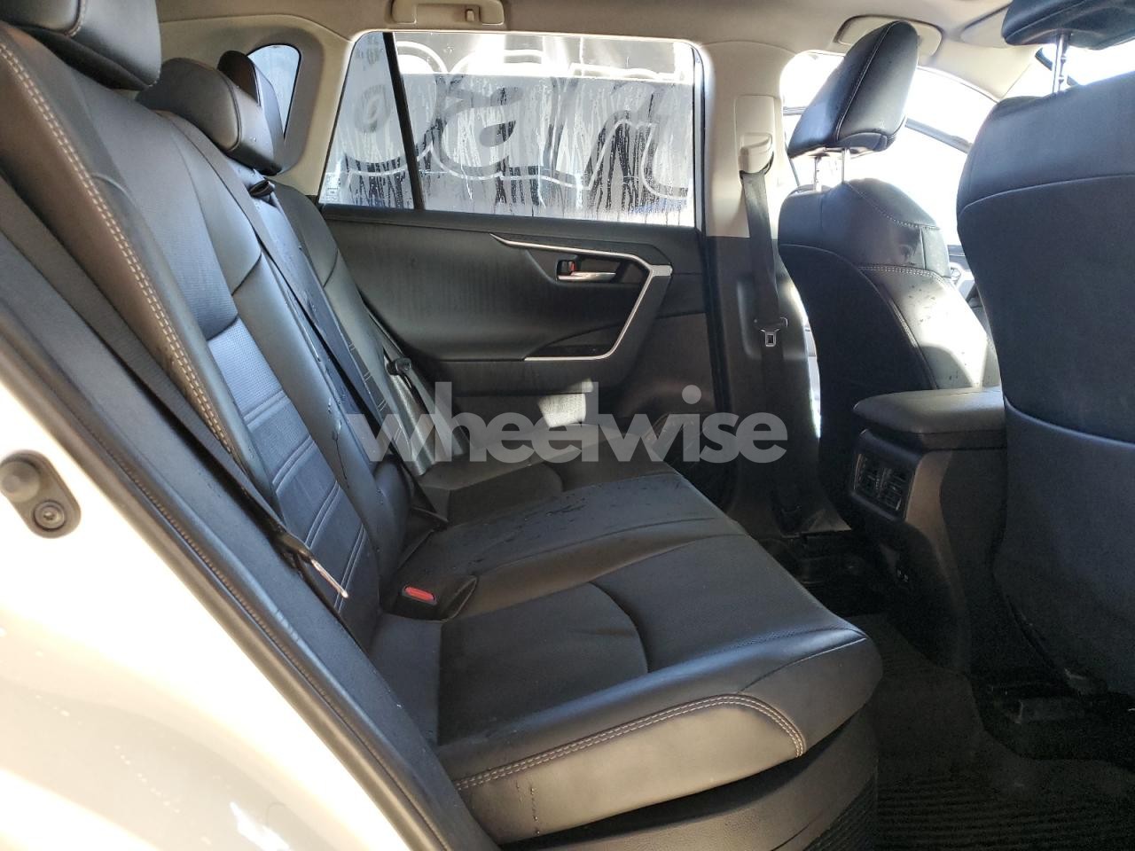 Photo 10 of 2021 TOYOTA RAV4 LIMITED (VIN 4T3D6RFV5MU012959)