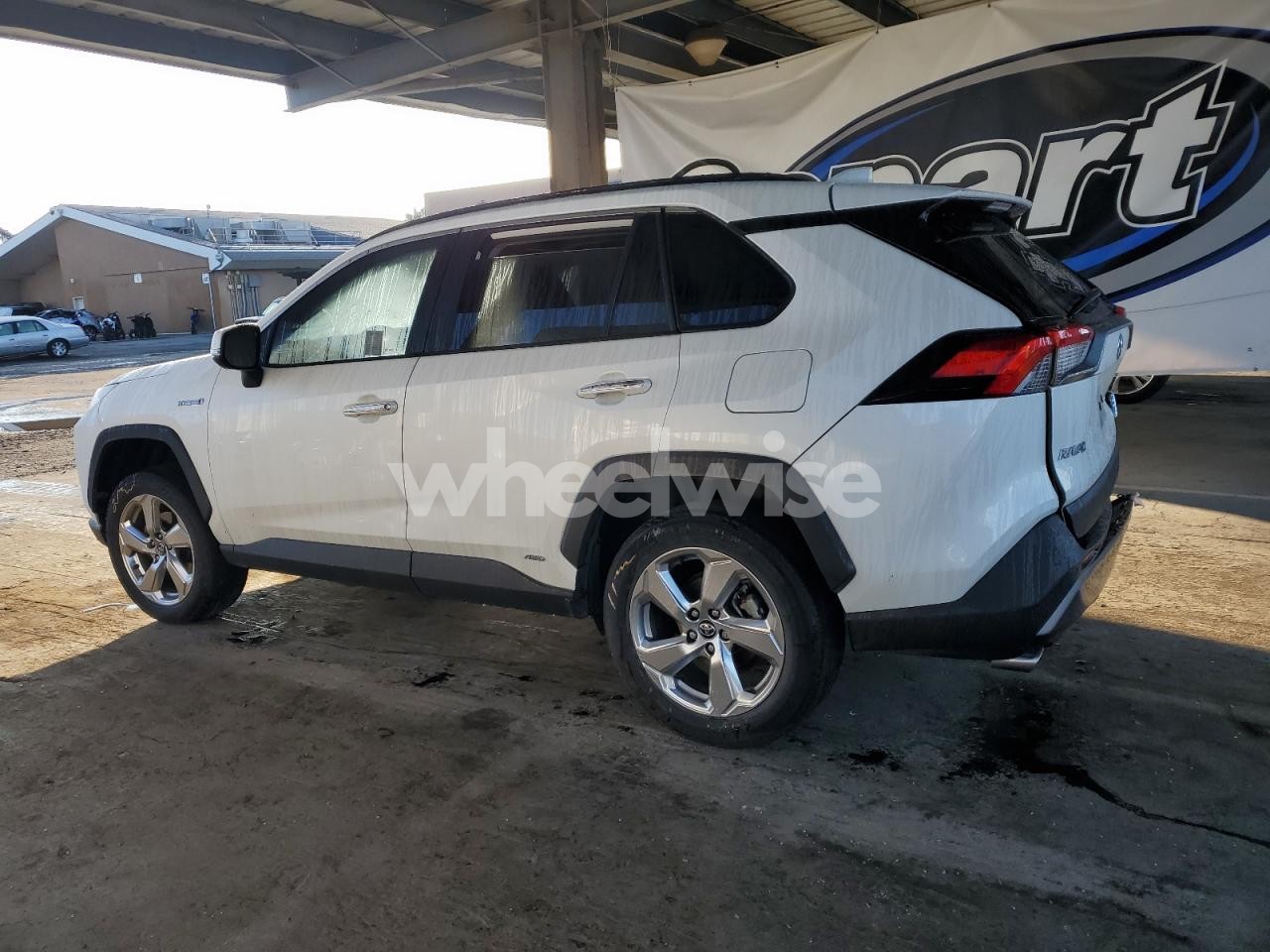 Photo 2 of 2021 TOYOTA RAV4 LIMITED (VIN 4T3D6RFV5MU012959)