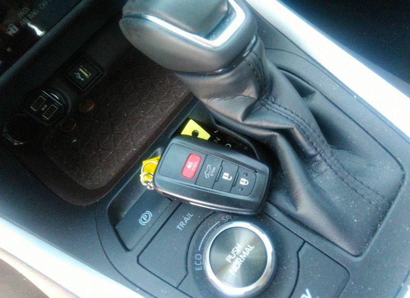 Photo 11 of 2024 Toyota Rav4 HYBRID LIMITED (VIN 4T3D6RFV5RU148225)