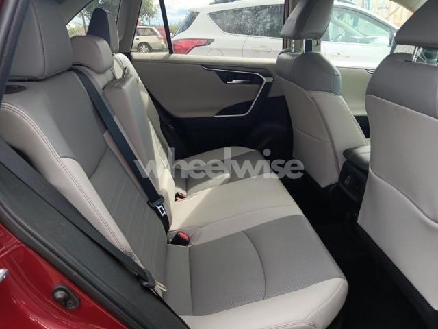 Photo 5 of 2022 TOYOTA RAV4 LIMITED (VIN 4T3D6RFV6NU068698)