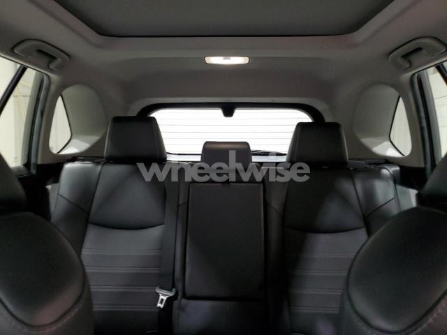 Photo 8 of 2022 TOYOTA RAV4 LIMITED (VIN 4T3D6RFV8NU070162)