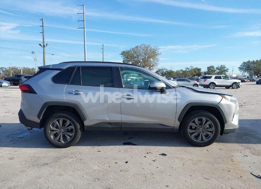 Photo 13 of 2022 Toyota Rav4 HYBRID LIMITED (VIN 4T3D6RFV9NU088640)