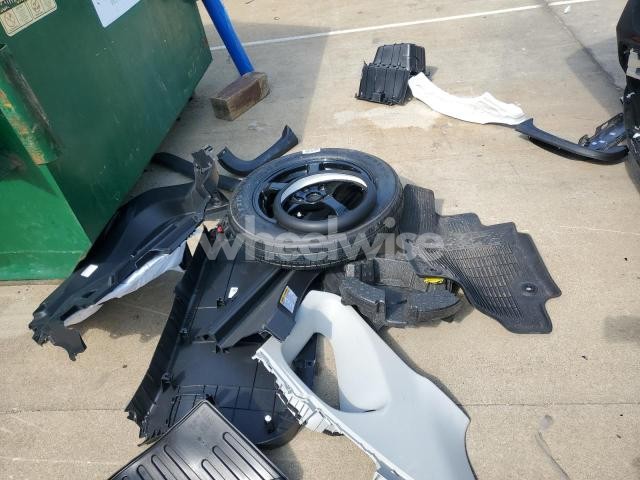 Photo 14 of 2023 TOYOTA RAV4 LIMITED (VIN 4T3D6RFVXPU130252)