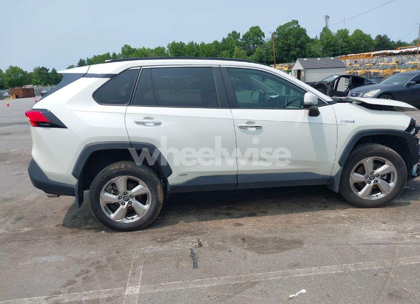 Photo 13 of 2020 Toyota Rav4 HYBRID LIMITED (VIN 4T3DWRFV9LU007665)