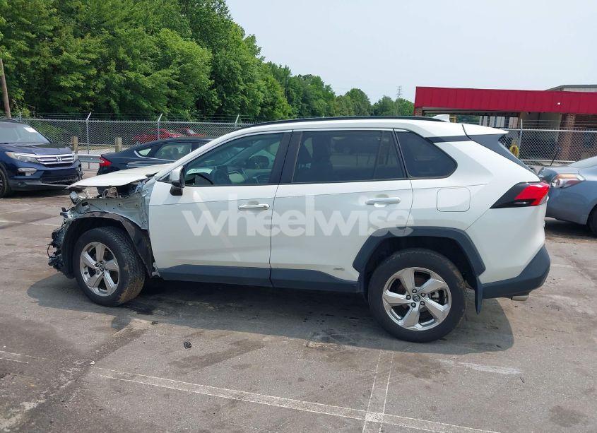 Photo 14 of 2020 Toyota Rav4 HYBRID LIMITED (VIN 4T3DWRFV9LU007665)