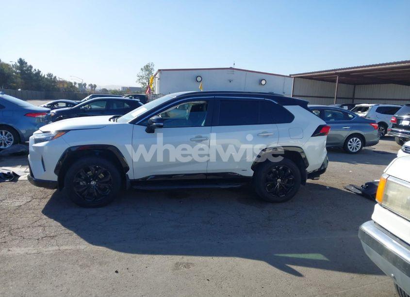 Photo 14 of 2022 Toyota Rav4 HYBRID XSE (VIN 4T3E6RFV0NU086201)