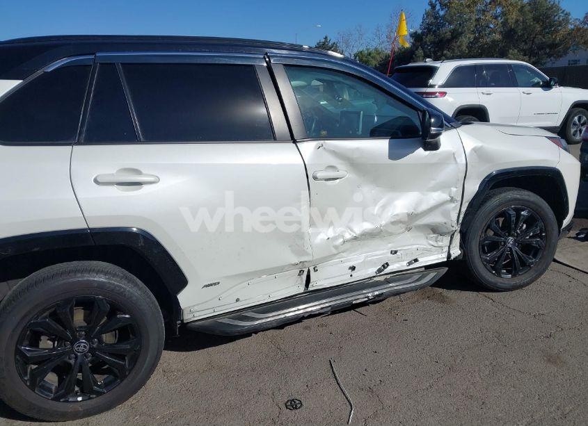 Photo 6 of 2022 Toyota Rav4 HYBRID XSE (VIN 4T3E6RFV0NU086201)