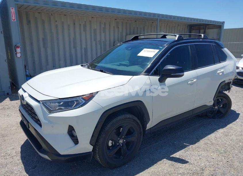 Photo 2 of 2021 Toyota Rav4 HYBRID XSE (VIN 4T3E6RFV1MU037300)