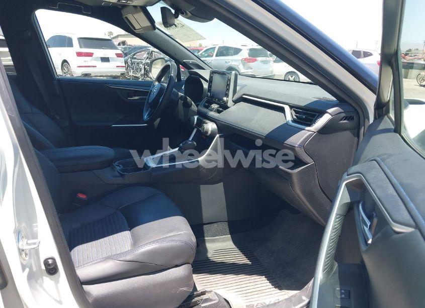 Photo 5 of 2021 Toyota Rav4 HYBRID XSE (VIN 4T3E6RFV1MU037300)