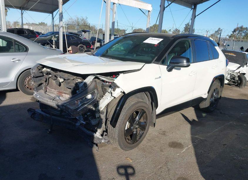 Photo 2 of 2021 Toyota Rav4 HYBRID XSE (VIN 4T3E6RFV1MU043355)