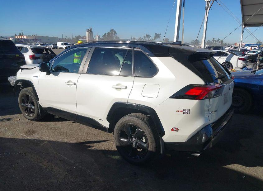 Photo 3 of 2021 Toyota Rav4 HYBRID XSE (VIN 4T3E6RFV1MU043355)