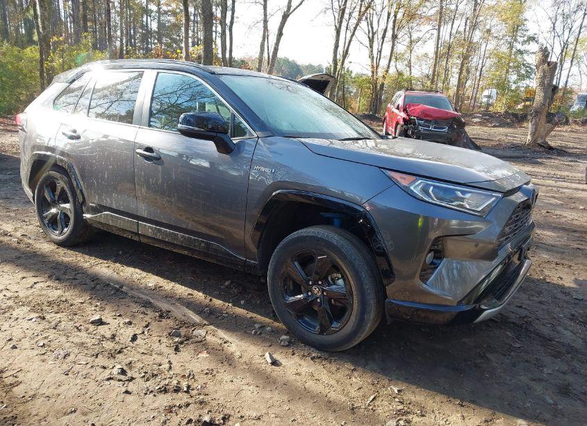 2021 Toyota Rav4 HYBRID XSE (VIN 4T3E6RFV1MU057806) main photo