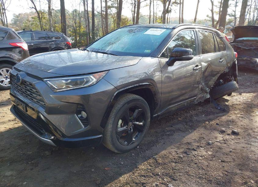 Photo 2 of 2021 Toyota Rav4 HYBRID XSE (VIN 4T3E6RFV1MU057806)