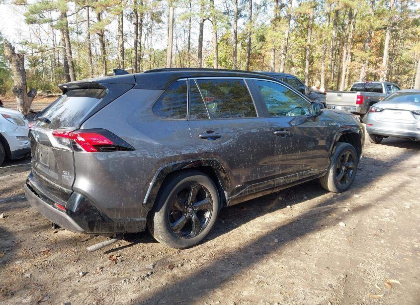 Photo 4 of 2021 Toyota Rav4 HYBRID XSE (VIN 4T3E6RFV1MU057806)