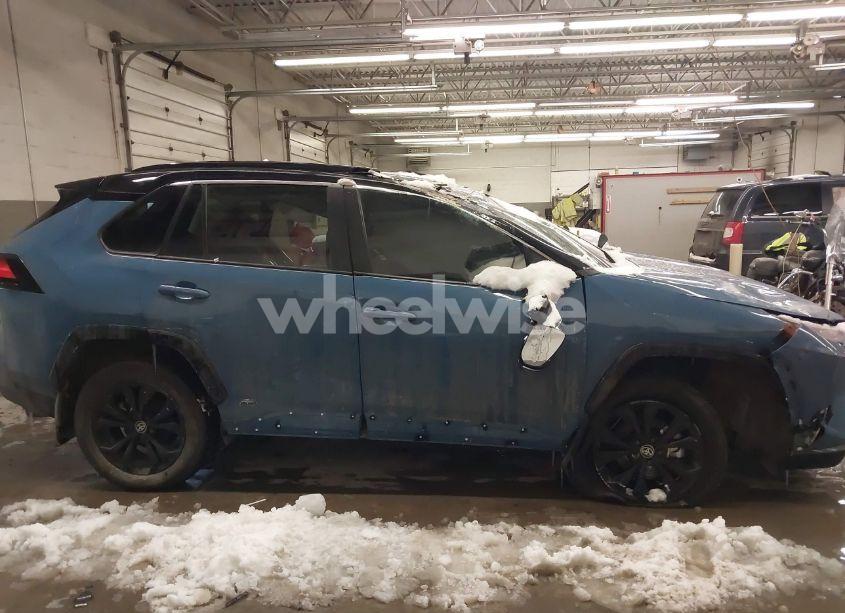 Photo 13 of 2024 Toyota Rav4 HYBRID XSE (VIN 4T3E6RFV1RU147416)